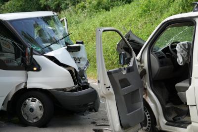 Schwerer Verkehrsunfall auf der K1001 Aidlingen Richtung Ehningen 